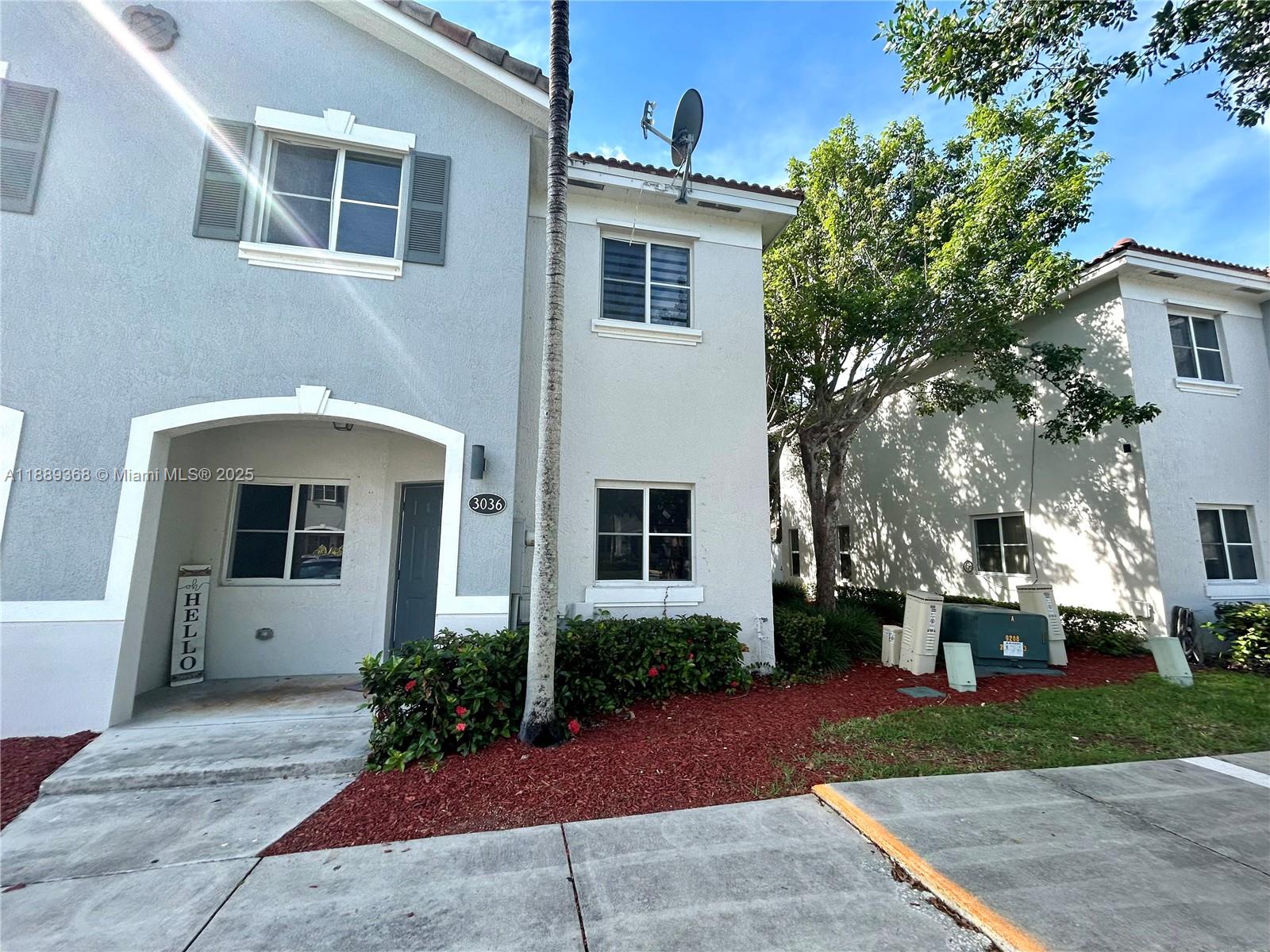 VENETIA GROVE - Residential