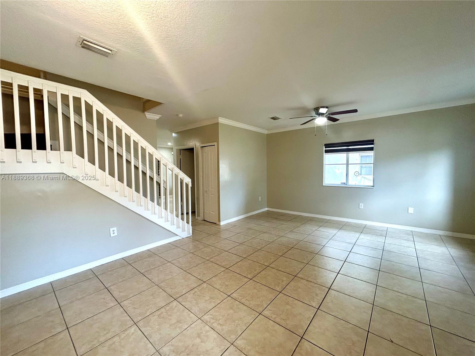 VENETIA GROVE - Residential