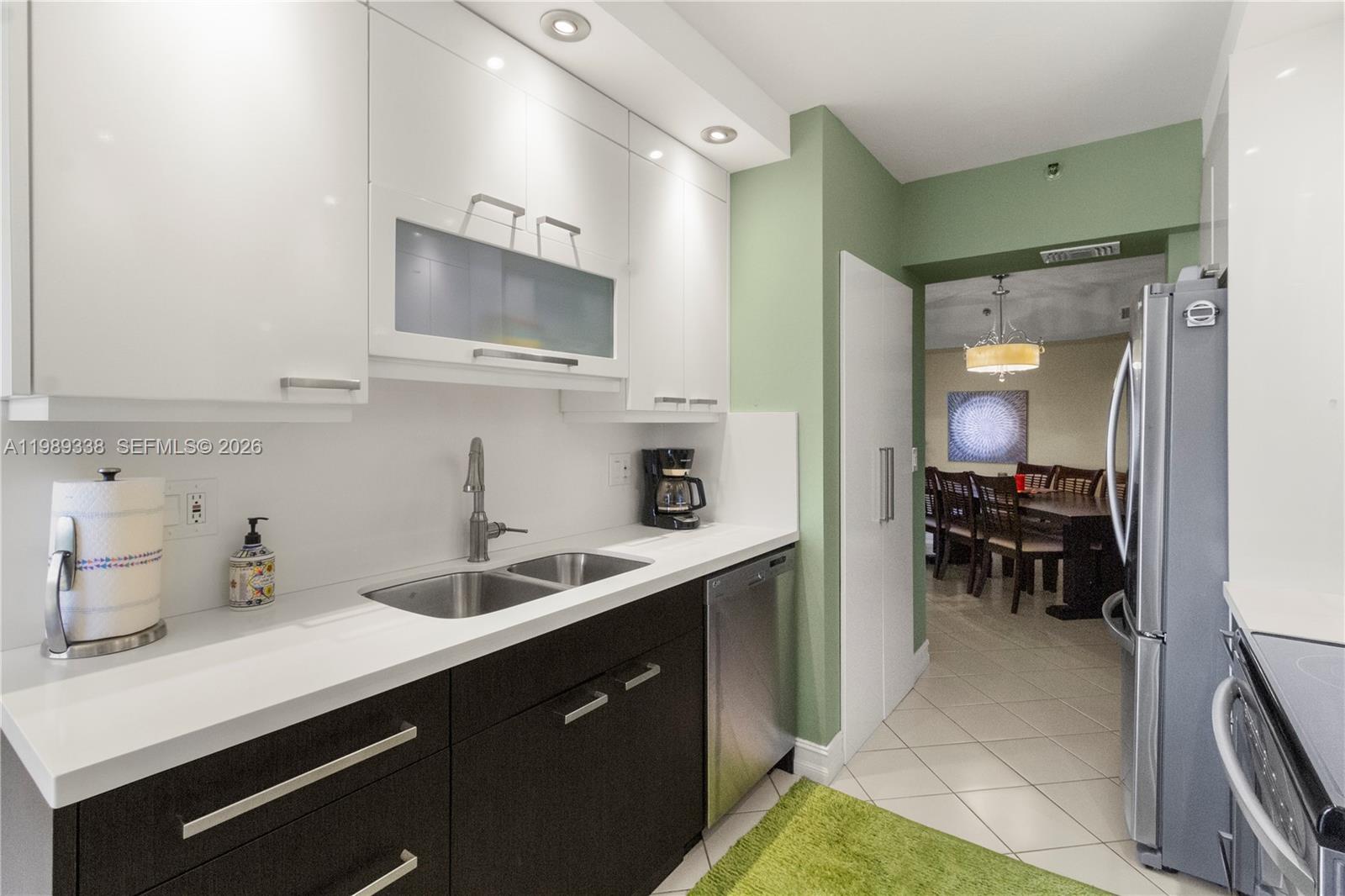 ENVIRON TOWERS II CONDO - Residential