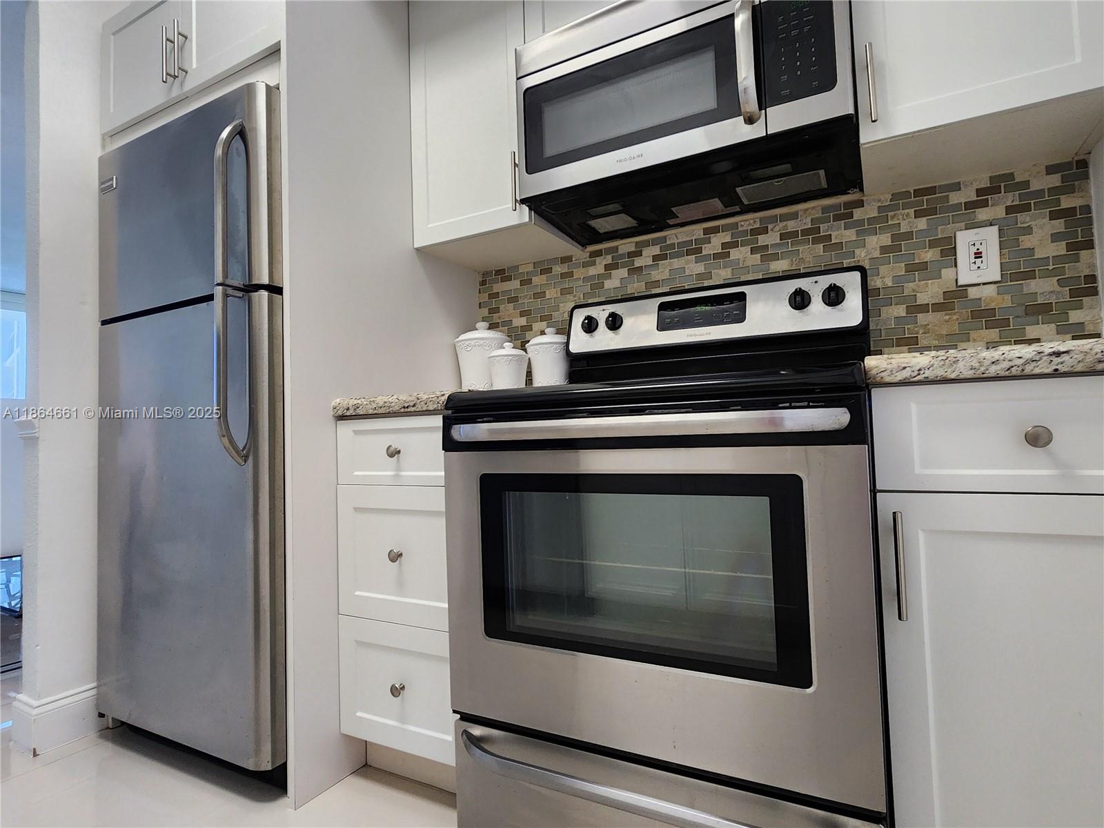 ALEXANDER TOWERS CONDO - Residential Lease