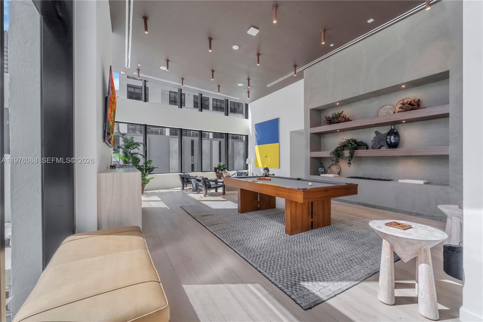 *MIAMI NORTH - Residential