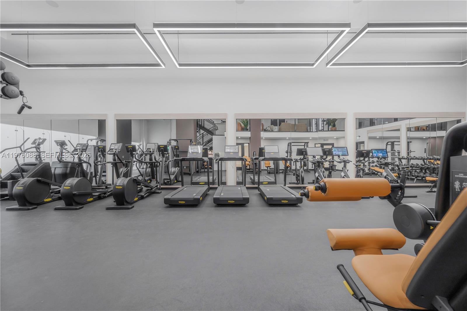 *MIAMI NORTH - Residential