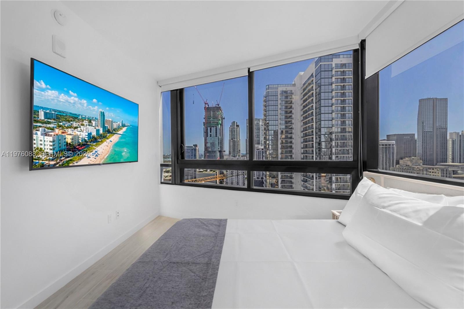 *MIAMI NORTH - Residential