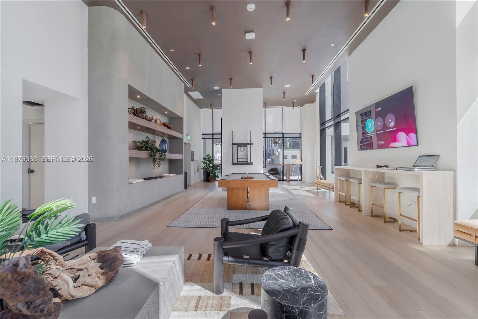 *MIAMI NORTH - Residential