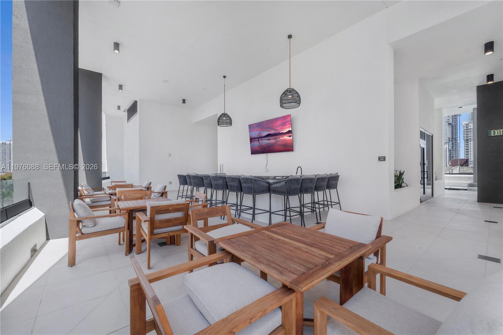 *MIAMI NORTH - Residential