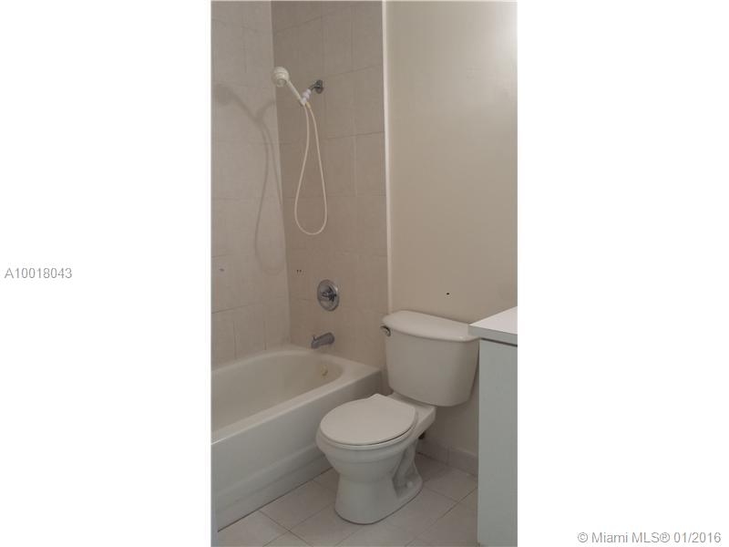 CASTELLO I CONDO - Residential Lease