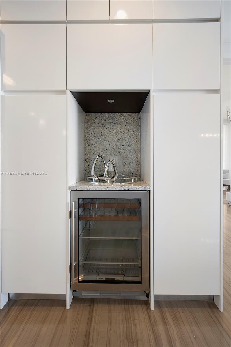 BAL HARBOUR NORTH SOUTH C - Residential