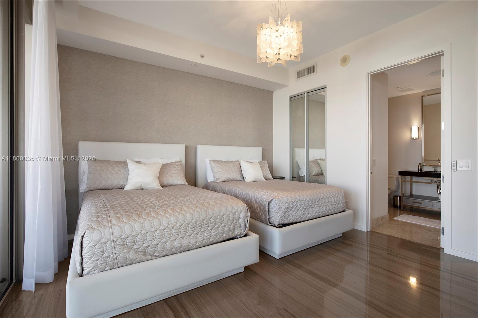 BAL HARBOUR NORTH SOUTH C - Residential