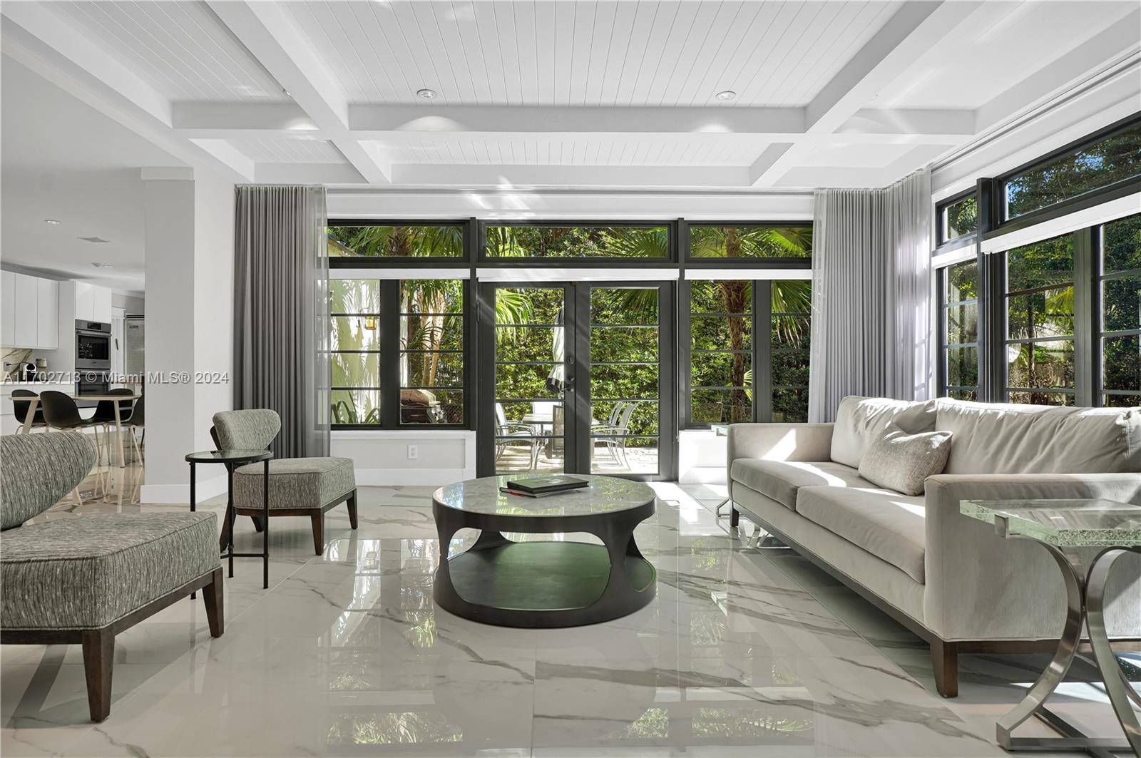 NAUTILUS EXTENSION 3RD - Residential