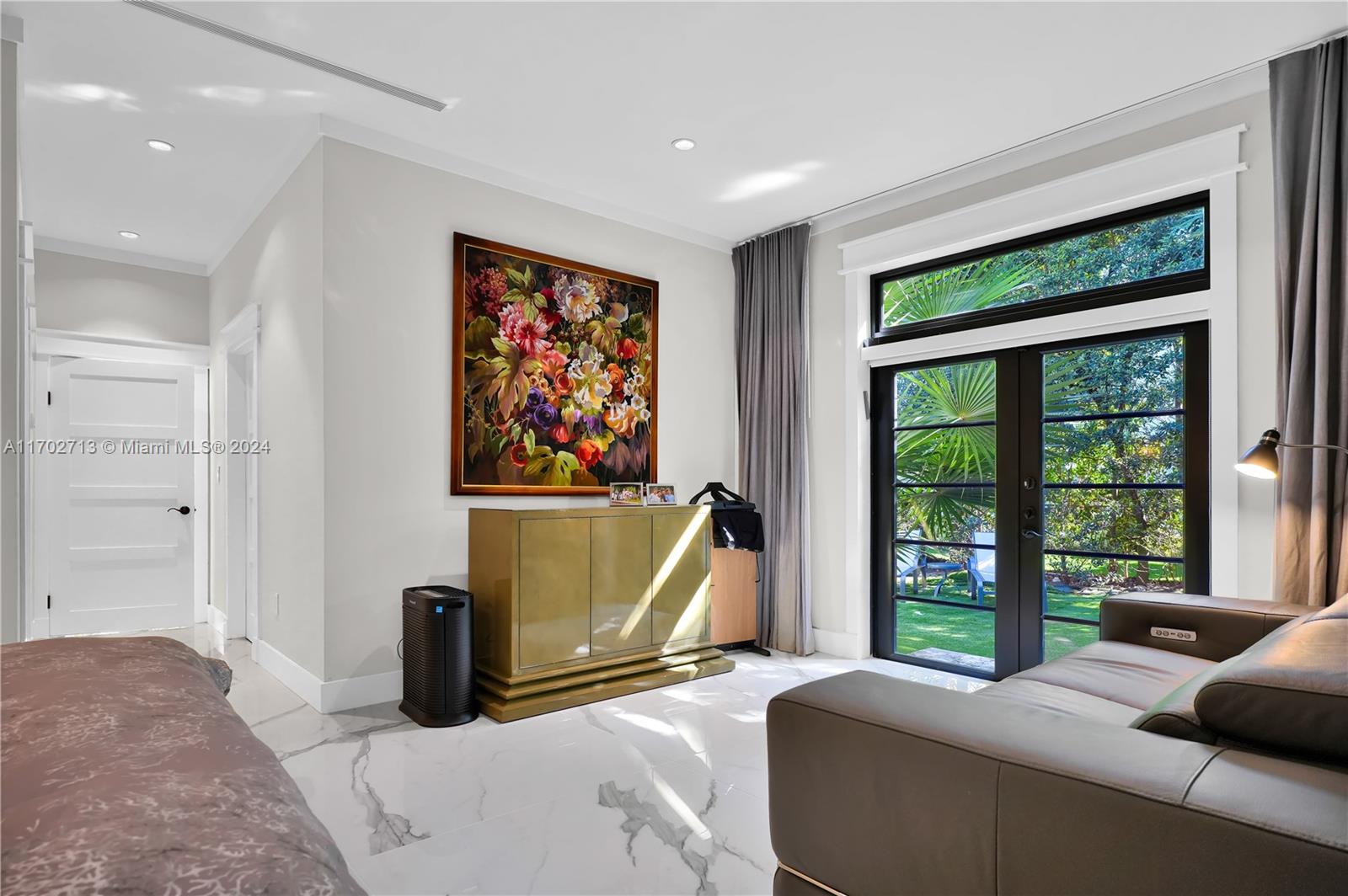 NAUTILUS EXTENSION 3RD - Residential