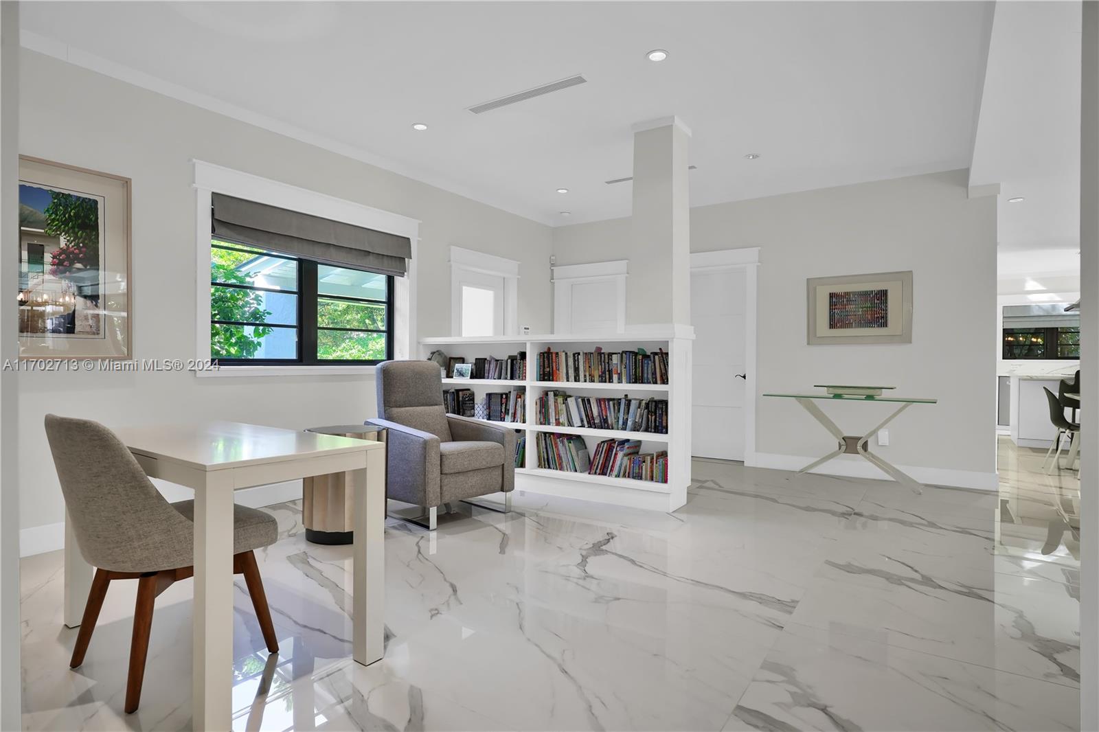 NAUTILUS EXTENSION 3RD - Residential