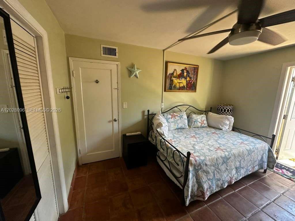View photos, virtual tours, details... 2318 N Ocean Blvd