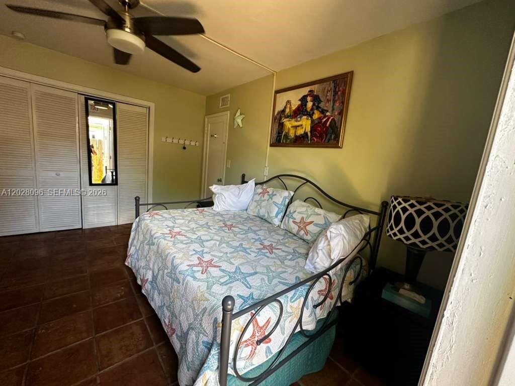 LAUDERDALE BEACH - Residential