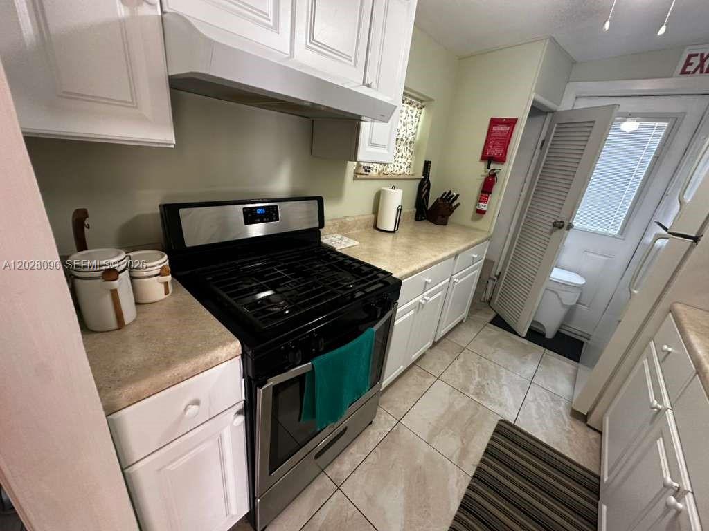 LAUDERDALE BEACH - Residential