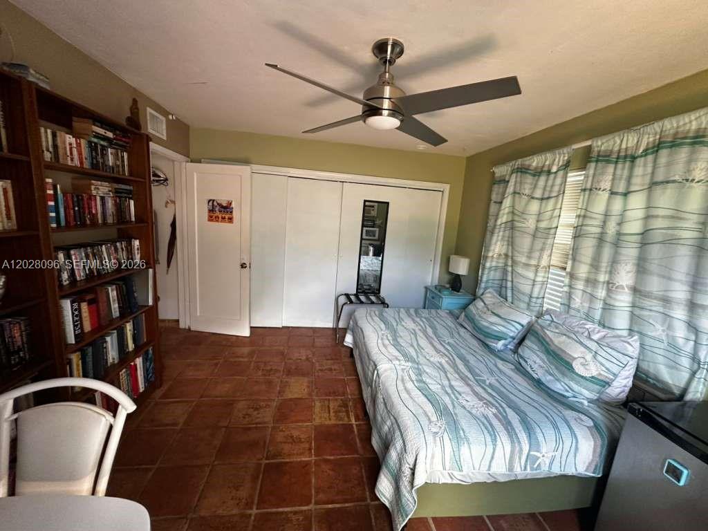 LAUDERDALE BEACH - Residential