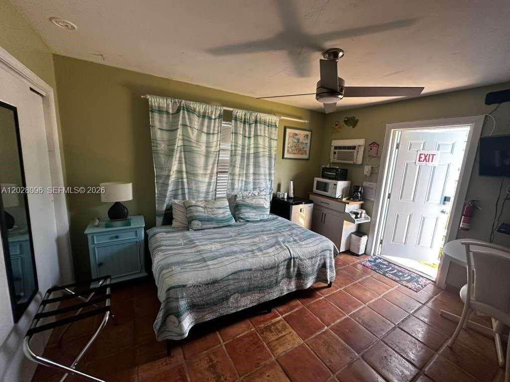 View photos, virtual tours, details... 2318 N Ocean Blvd