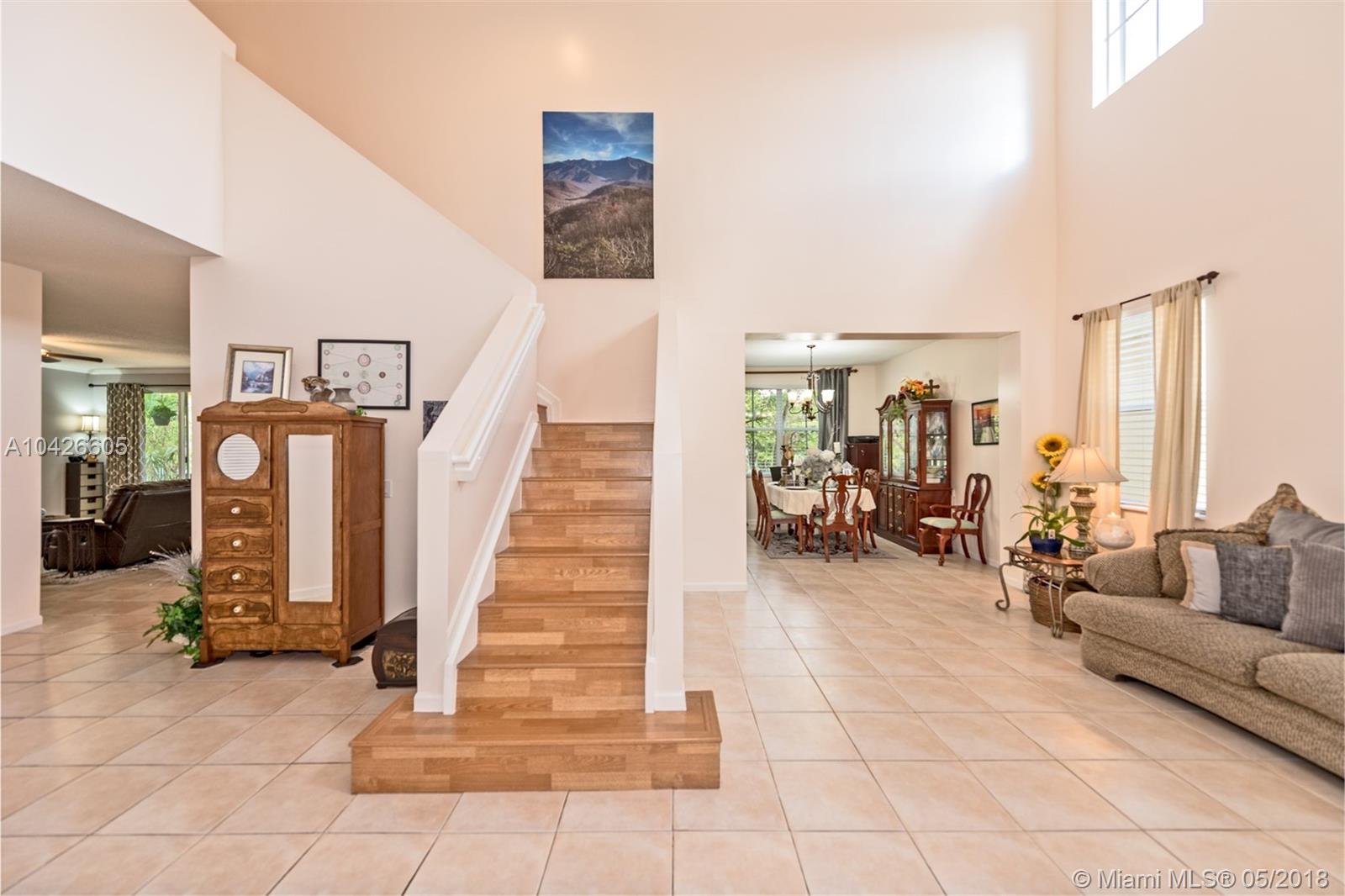 FOX RIDGE - Residential