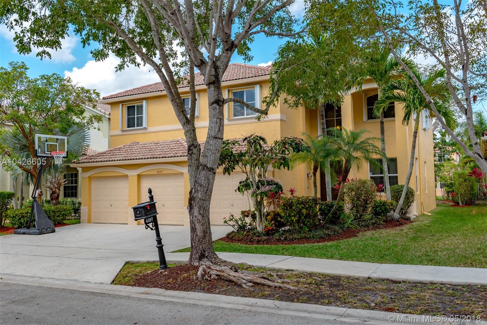 FOX RIDGE - Residential