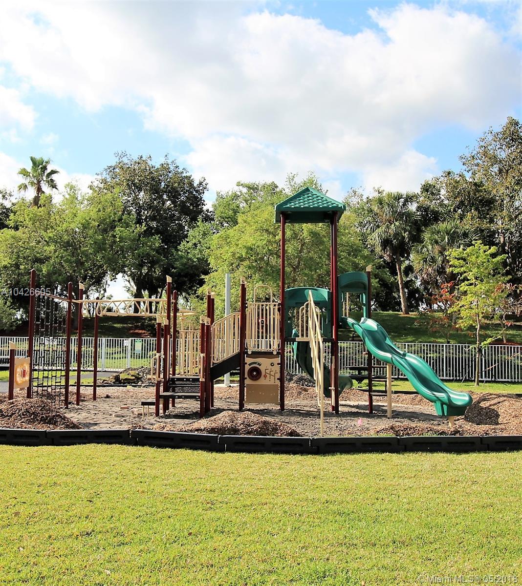 FOX RIDGE - Residential