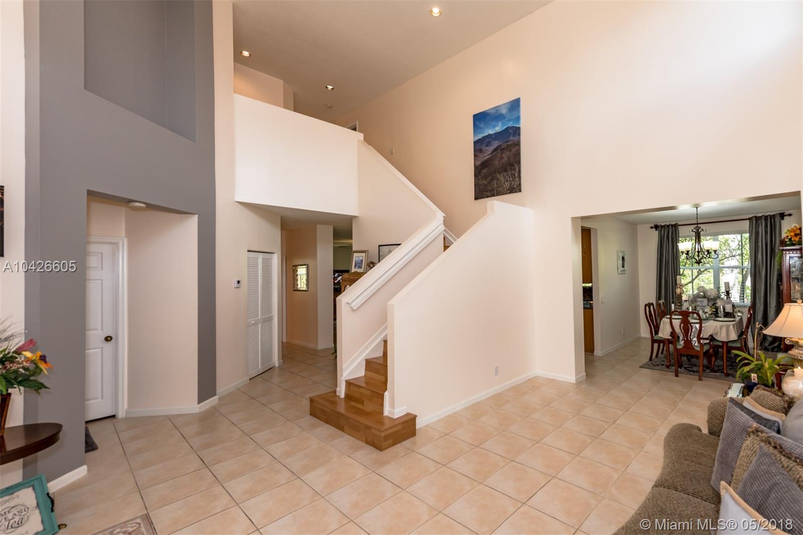 FOX RIDGE - Residential