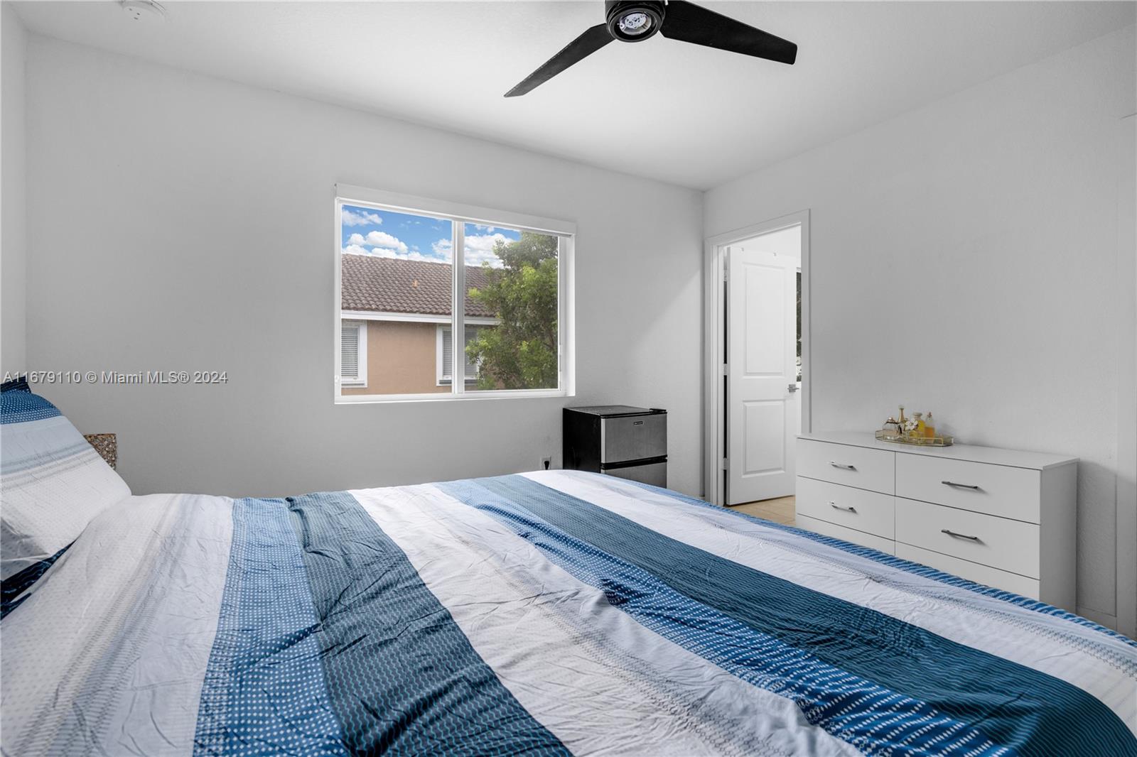 TOWNS AT SEASCAPE - Residential