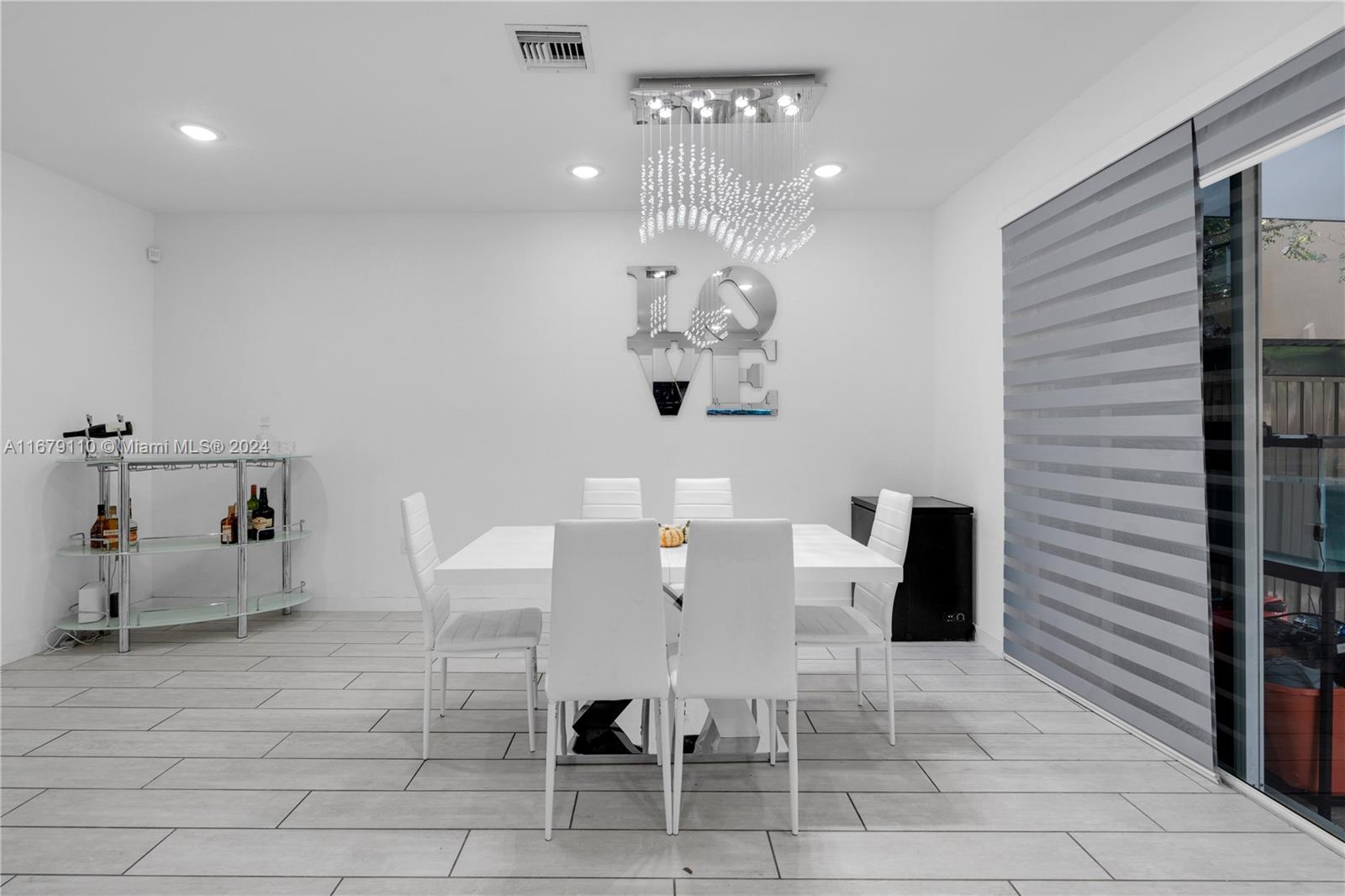 TOWNS AT SEASCAPE - Residential