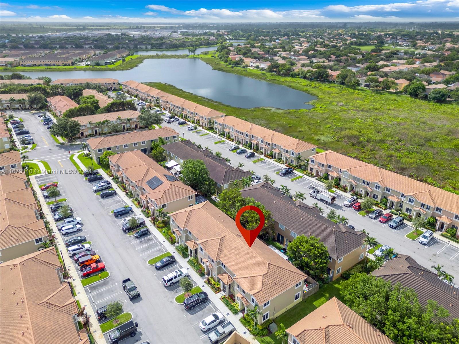 TOWNS AT SEASCAPE - Residential