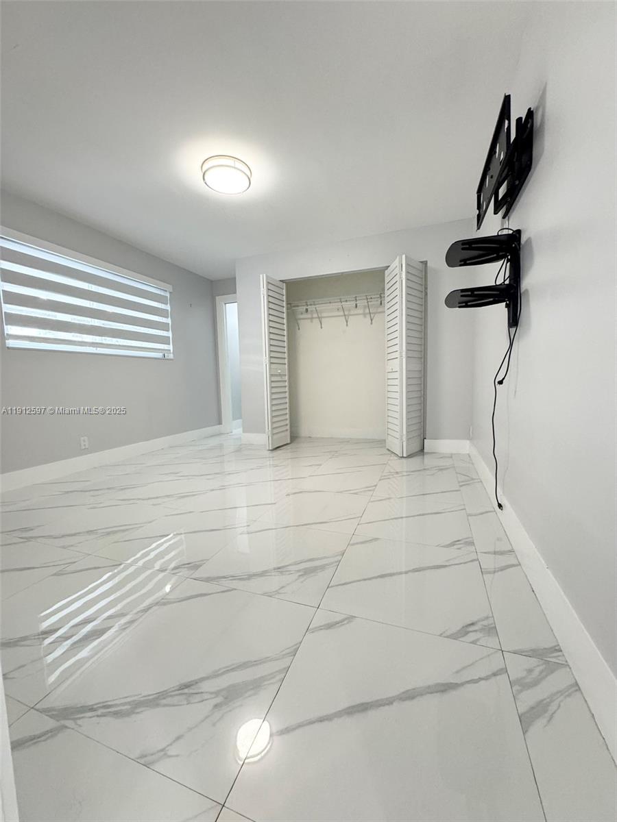 WESTHAVEN HGTS 4TH ADDN - Residential Lease