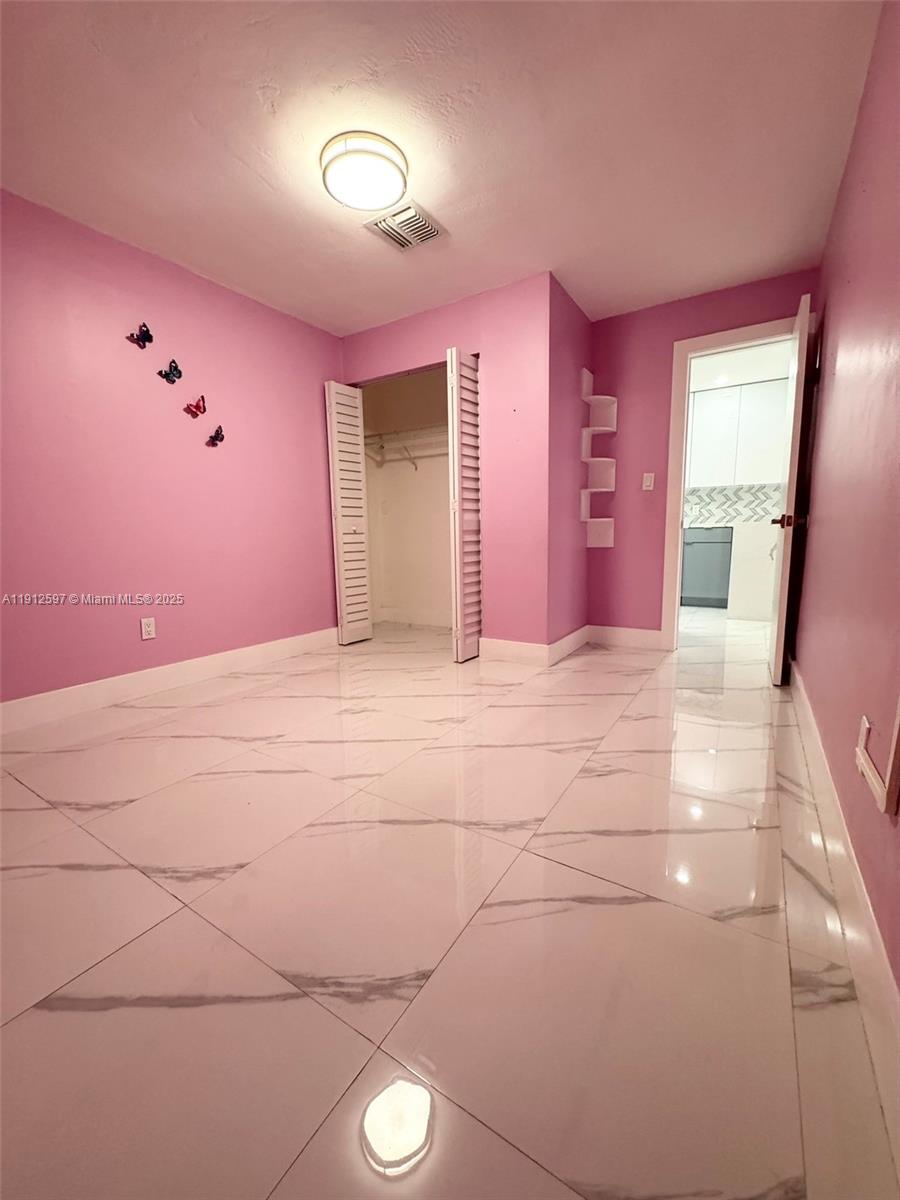 WESTHAVEN HGTS 4TH ADDN - Residential Lease