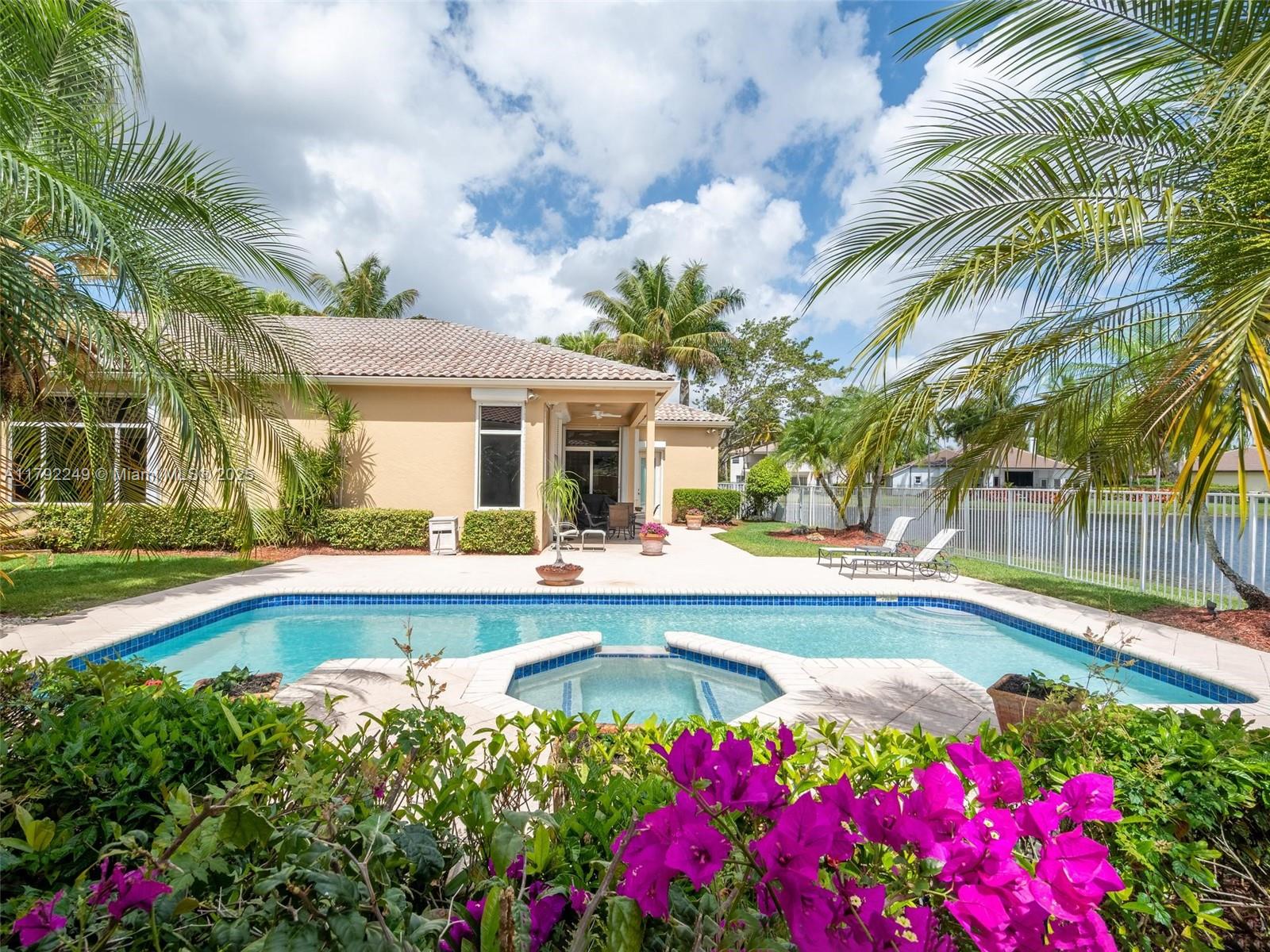 2456 Bay Isle Ct
