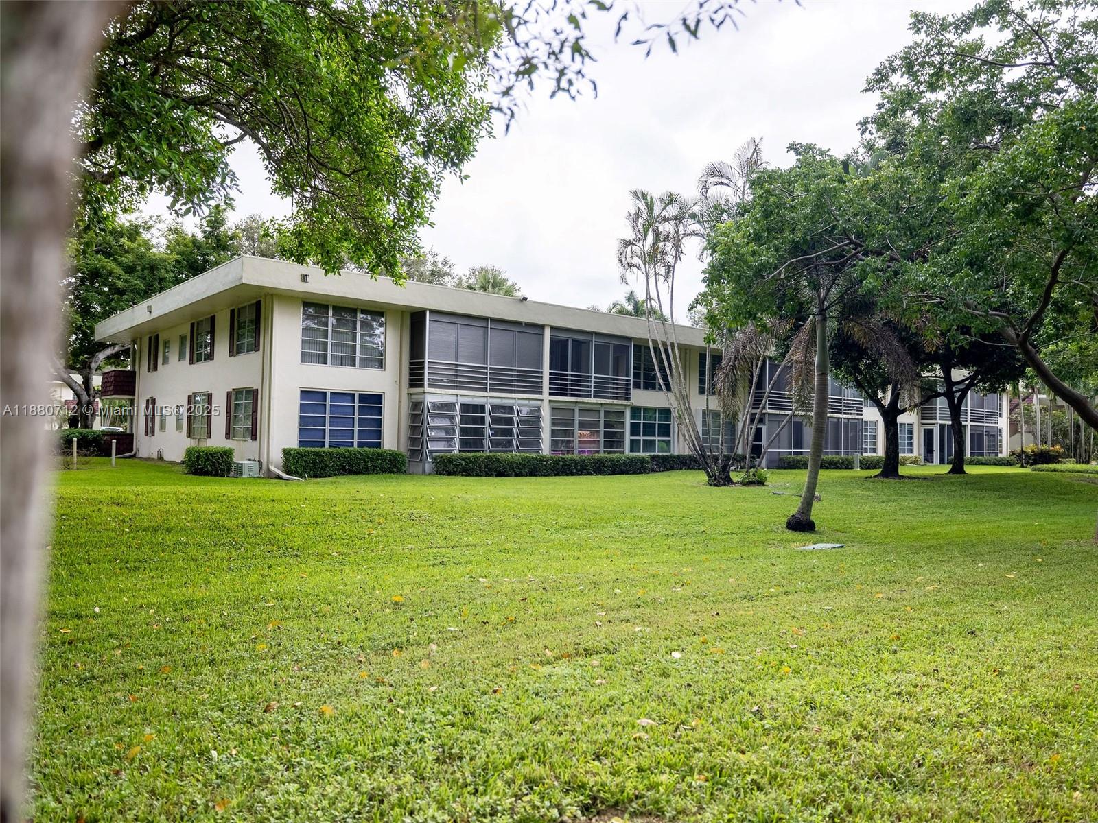 NO 6 PALM-AIRE COUNTRY CL - Residential