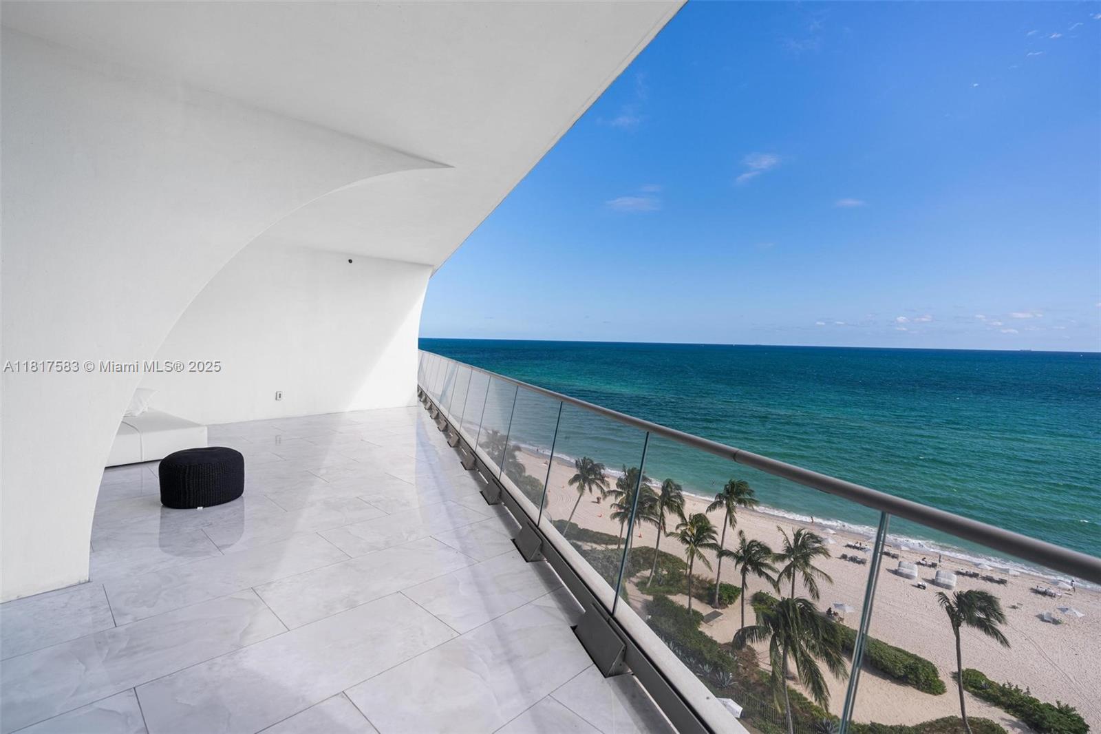 JADE SIGNATURE CONDO - Residential