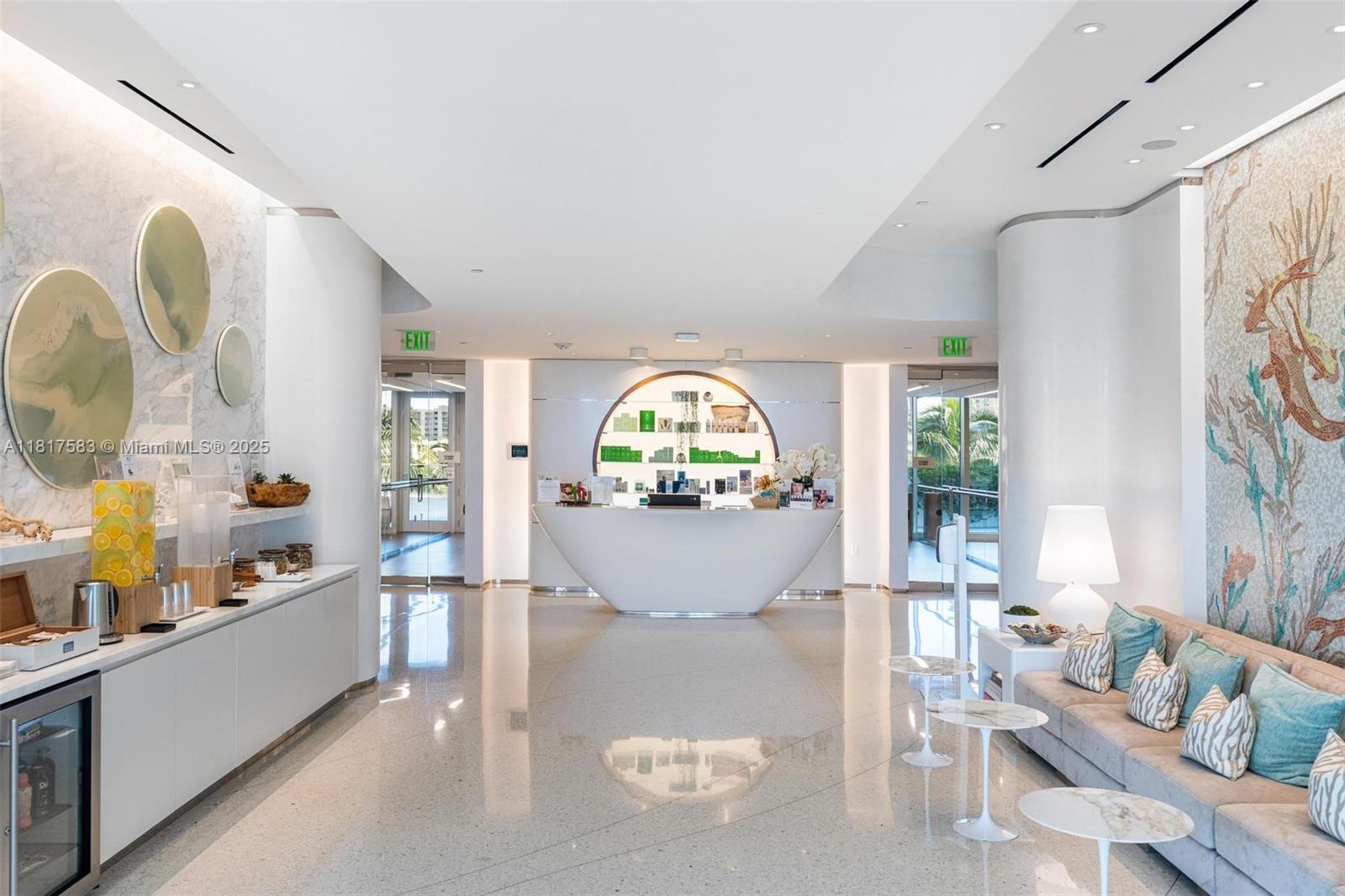 JADE SIGNATURE CONDO - Residential