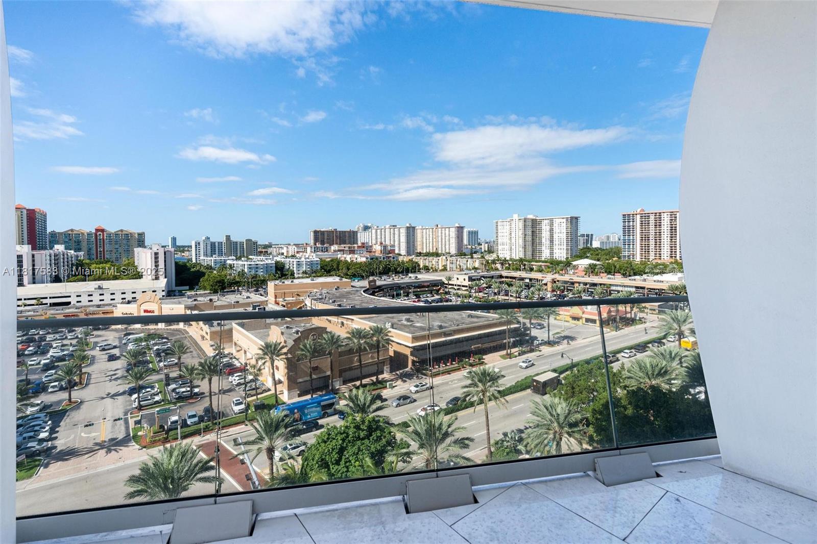 JADE SIGNATURE CONDO - Residential