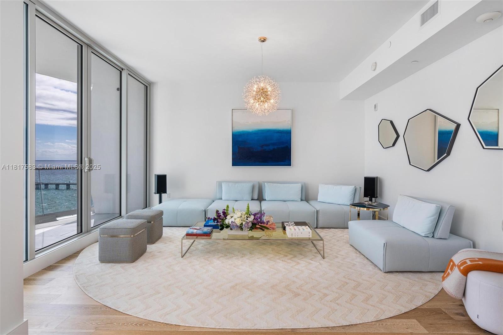 JADE SIGNATURE CONDO - Residential