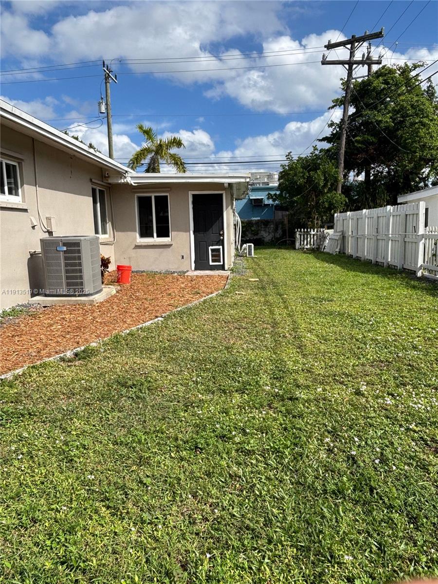 CORAL HEIGHTS SEC ONE - Residential Lease