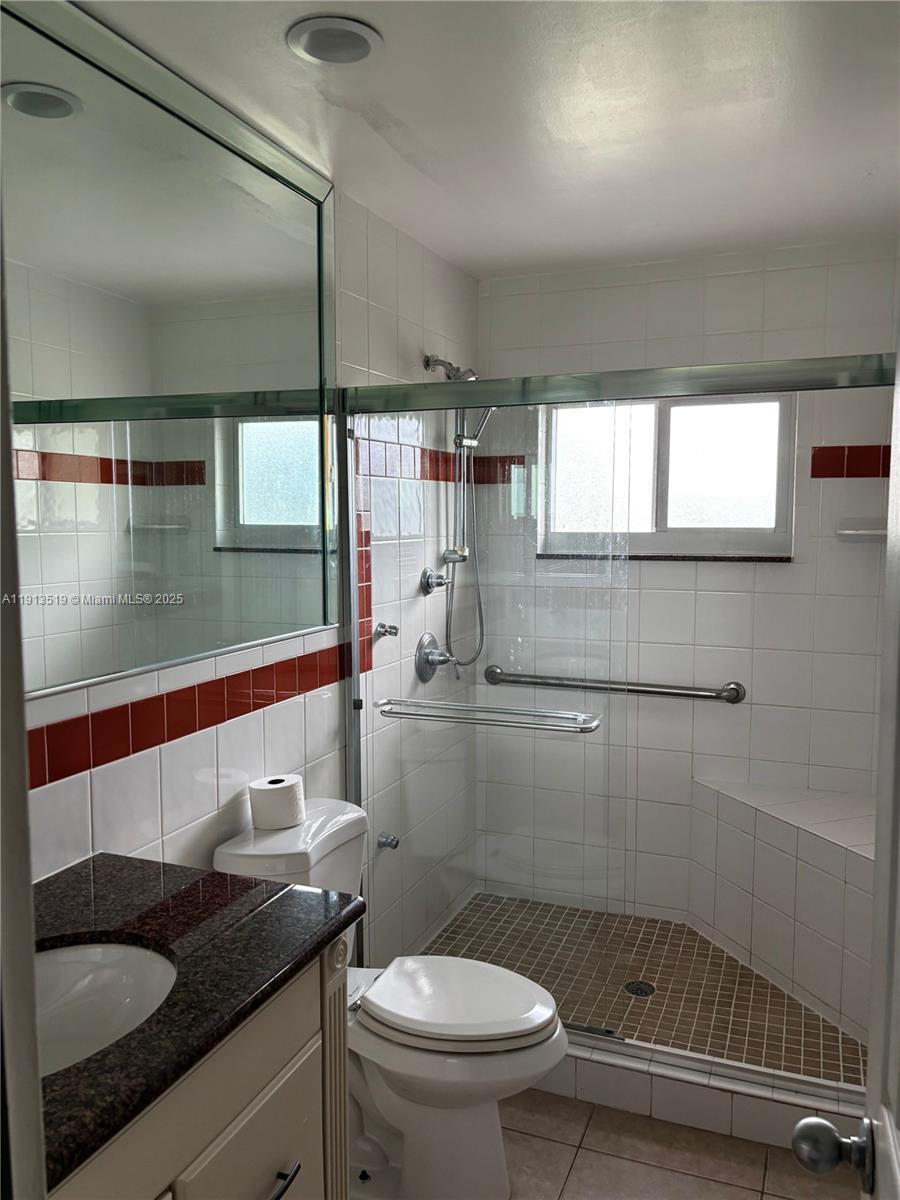 CORAL HEIGHTS SEC ONE - Residential Lease