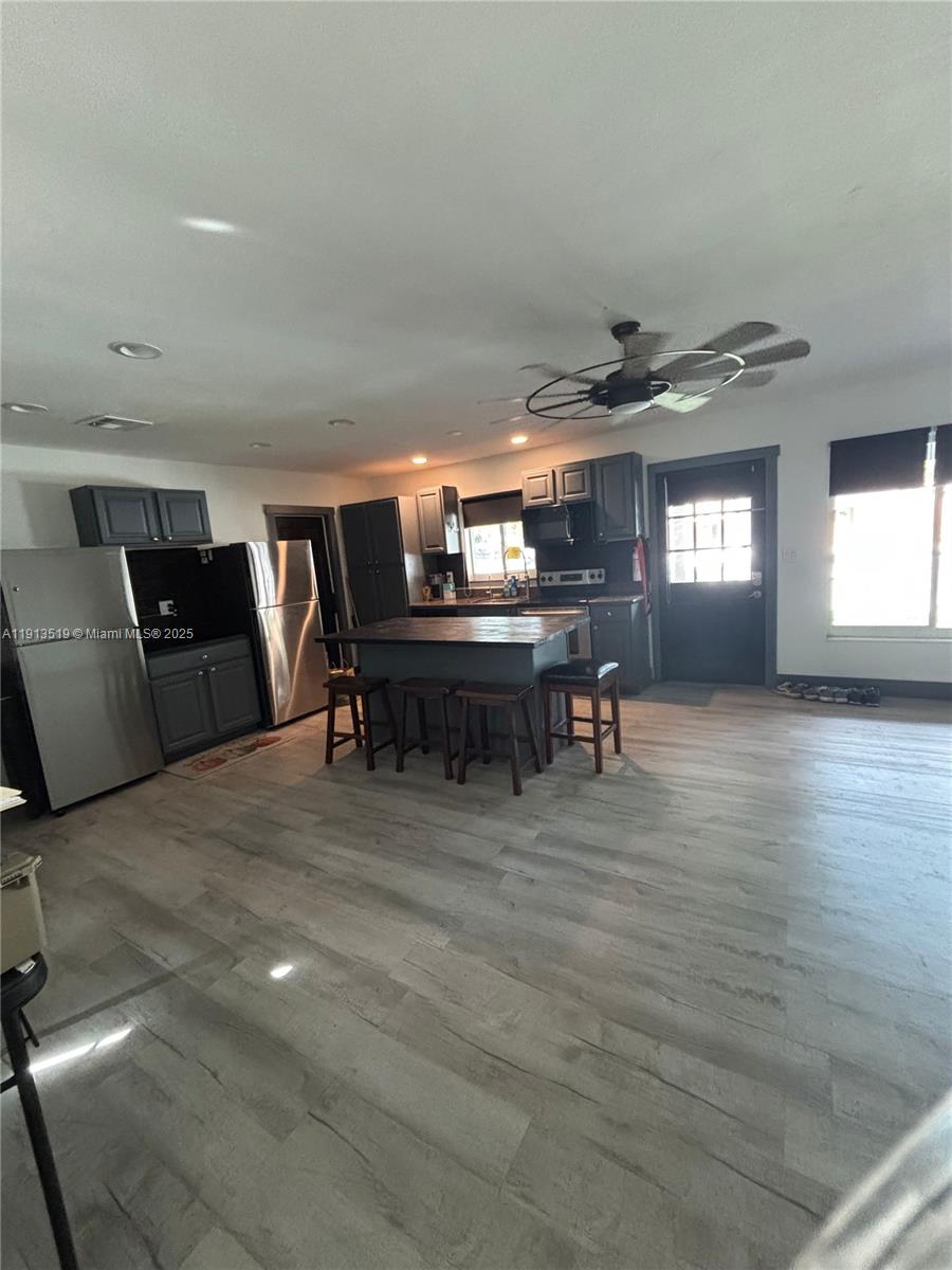 CORAL HEIGHTS SEC ONE - Residential Lease