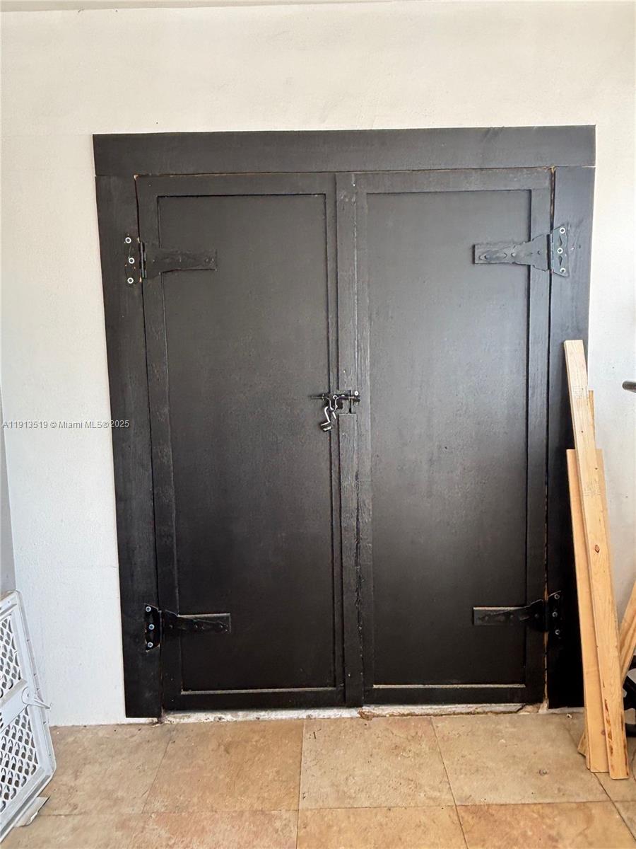 CORAL HEIGHTS SEC ONE - Residential Lease