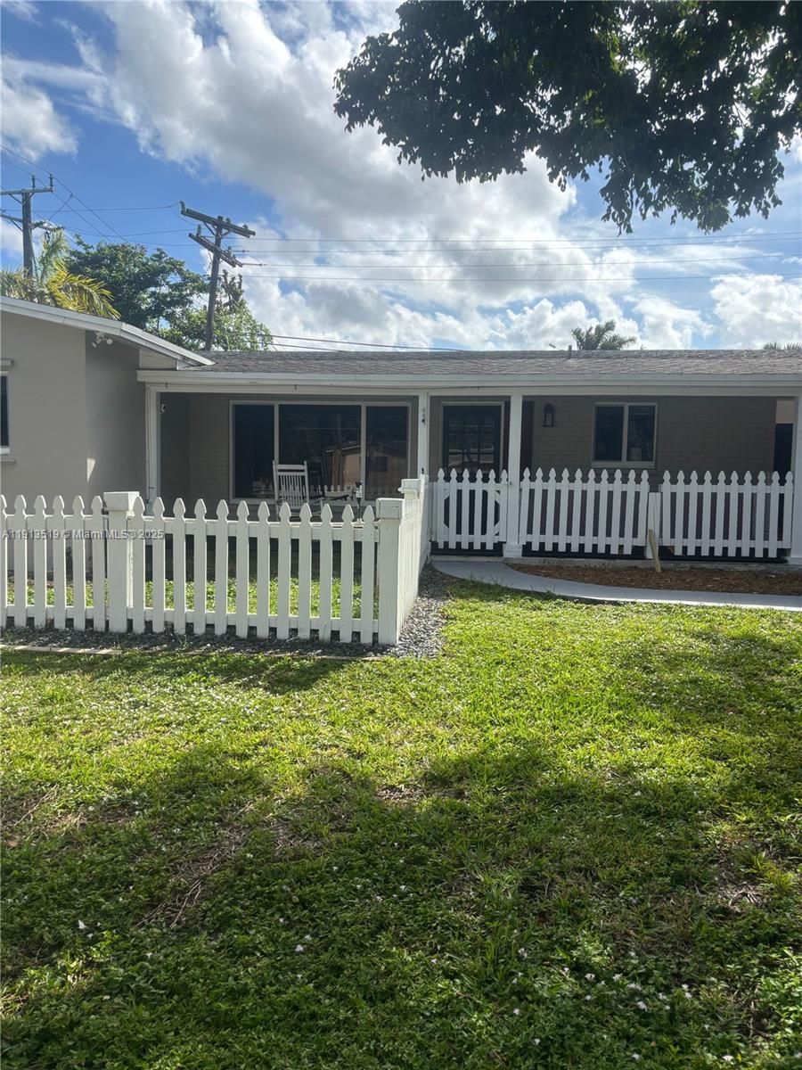 CORAL HEIGHTS SEC ONE - Residential Lease