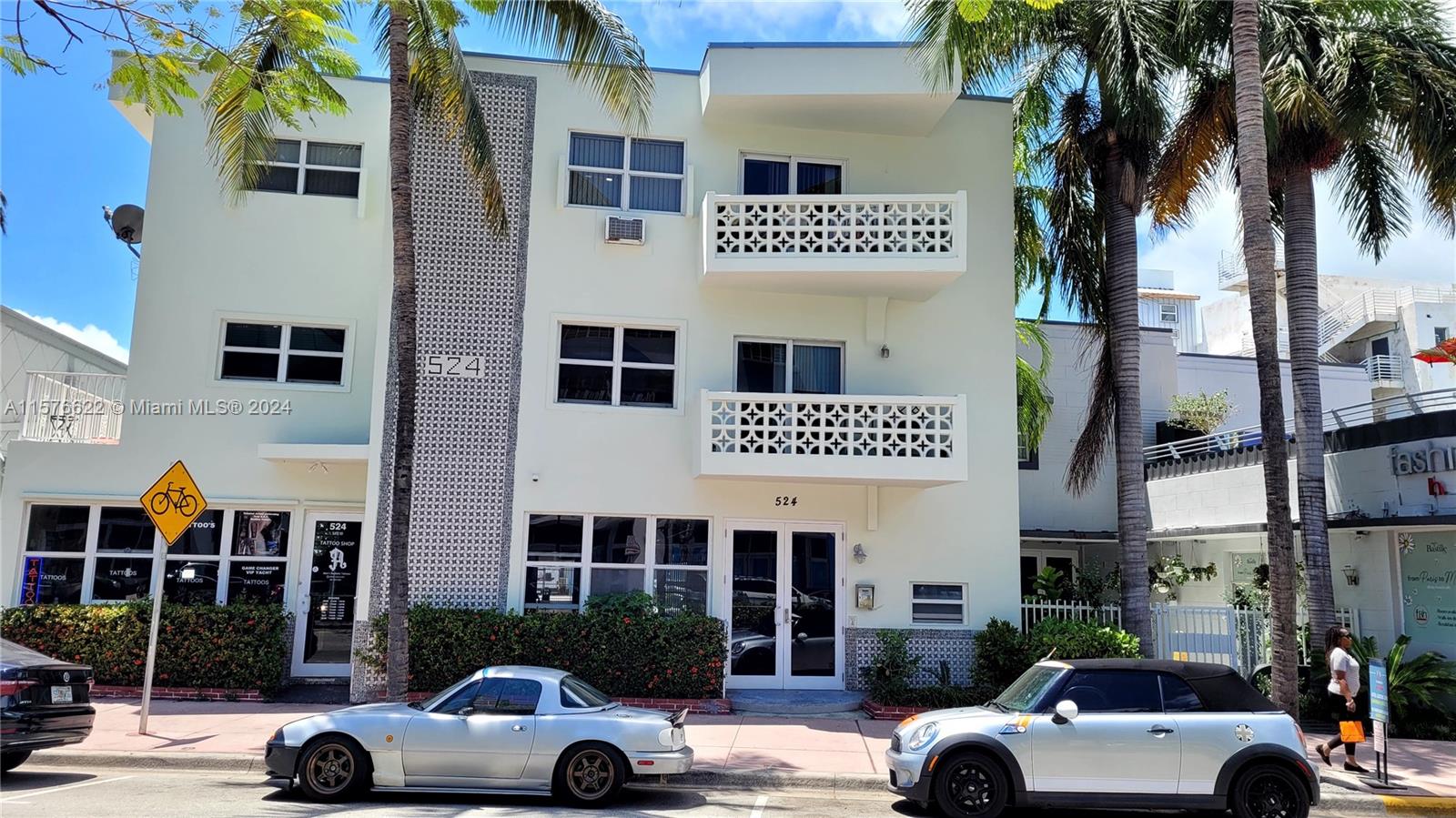 Rental Property at 524 Washington Ave 213, Miami Beach, Miami-Dade County, Florida - Bedrooms: 1 
Bathrooms: 1  - $1,900 MO.