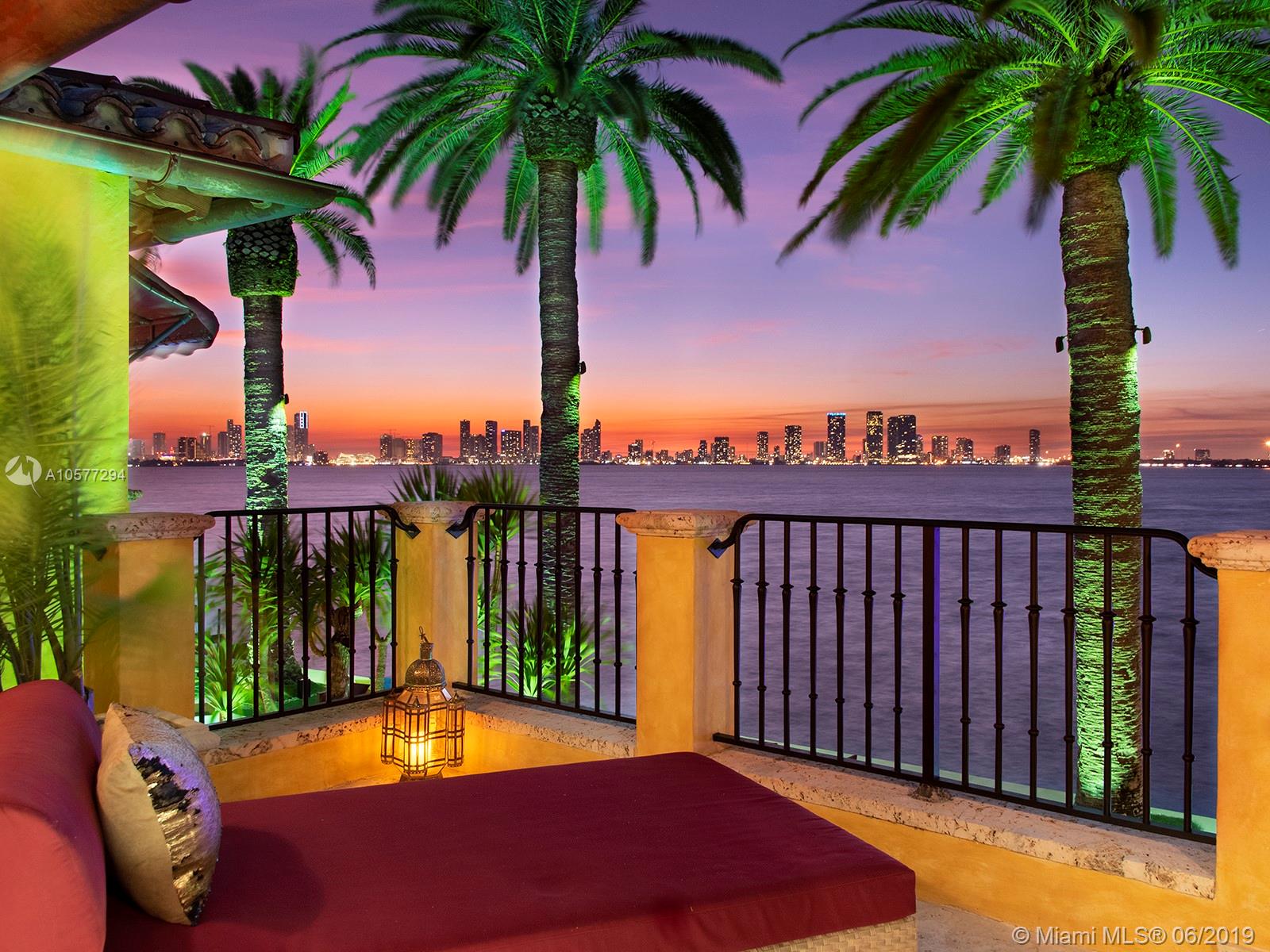 SUNSET ISLANDS I - Residential