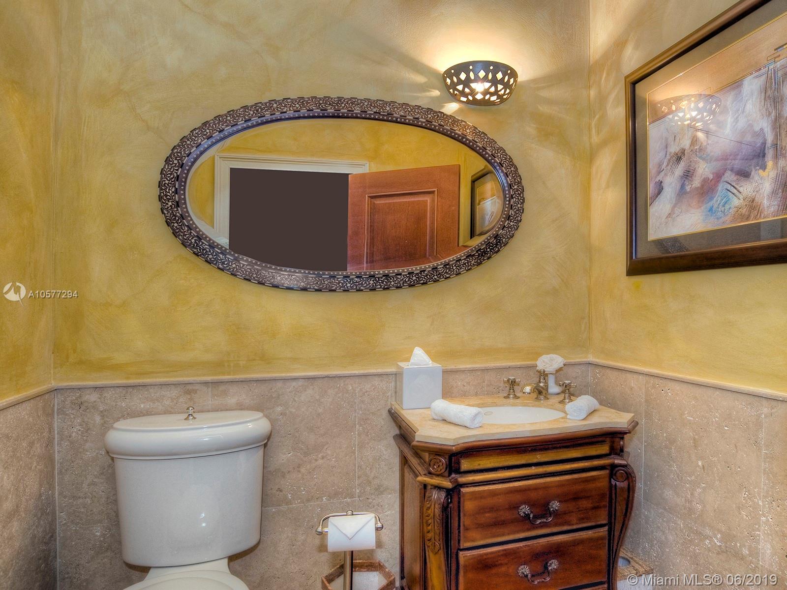 SUNSET ISLANDS I - Residential