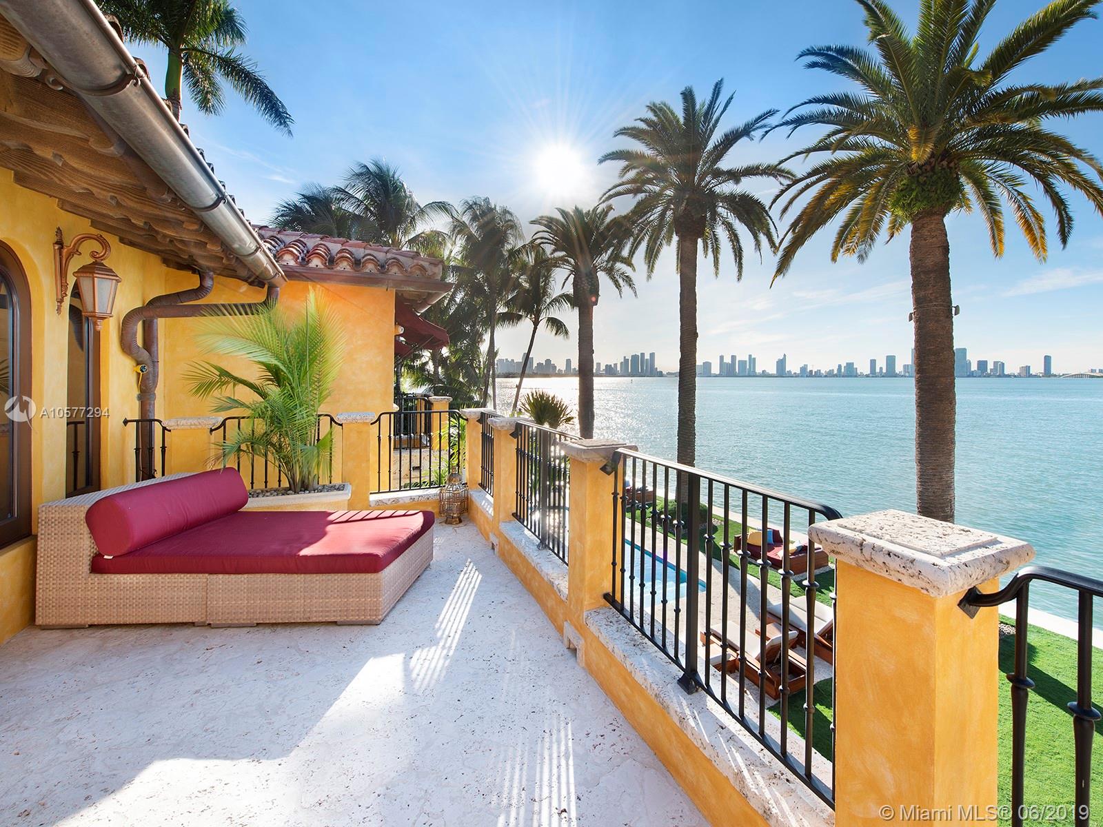 SUNSET ISLANDS I - Residential