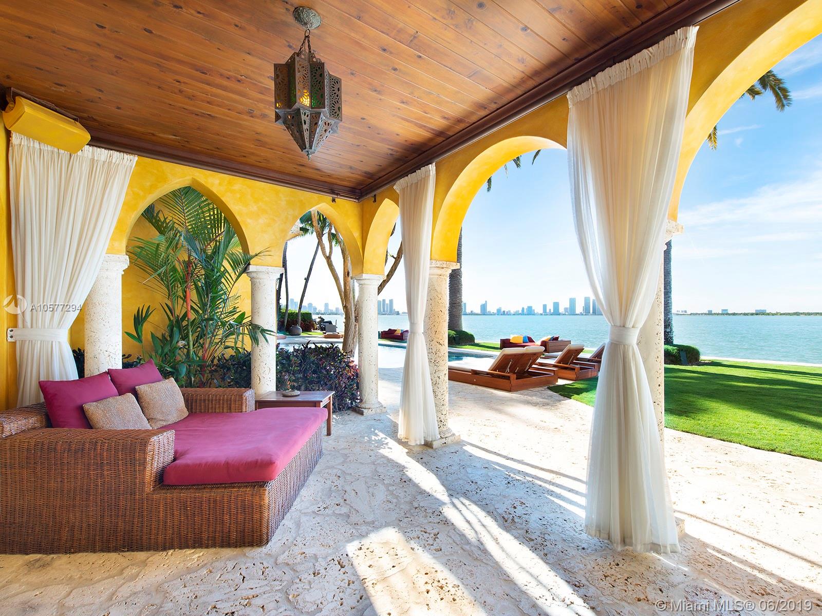 SUNSET ISLANDS I - Residential