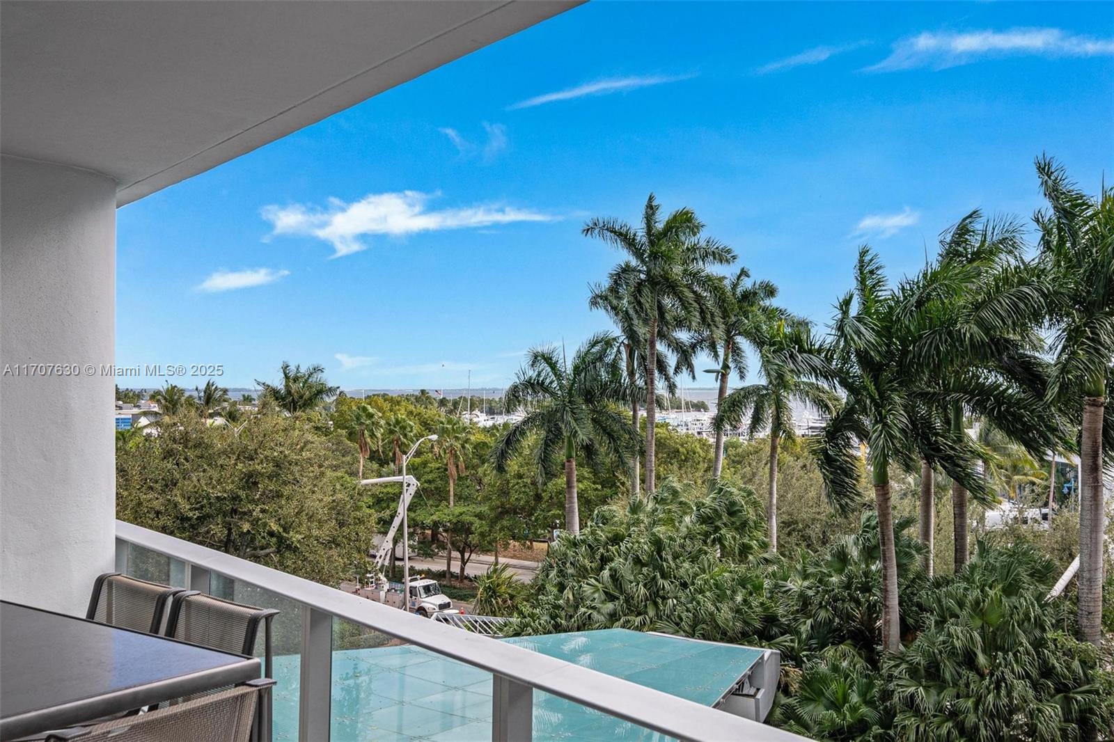 GROVENOR HOUSE CONDO - Residential