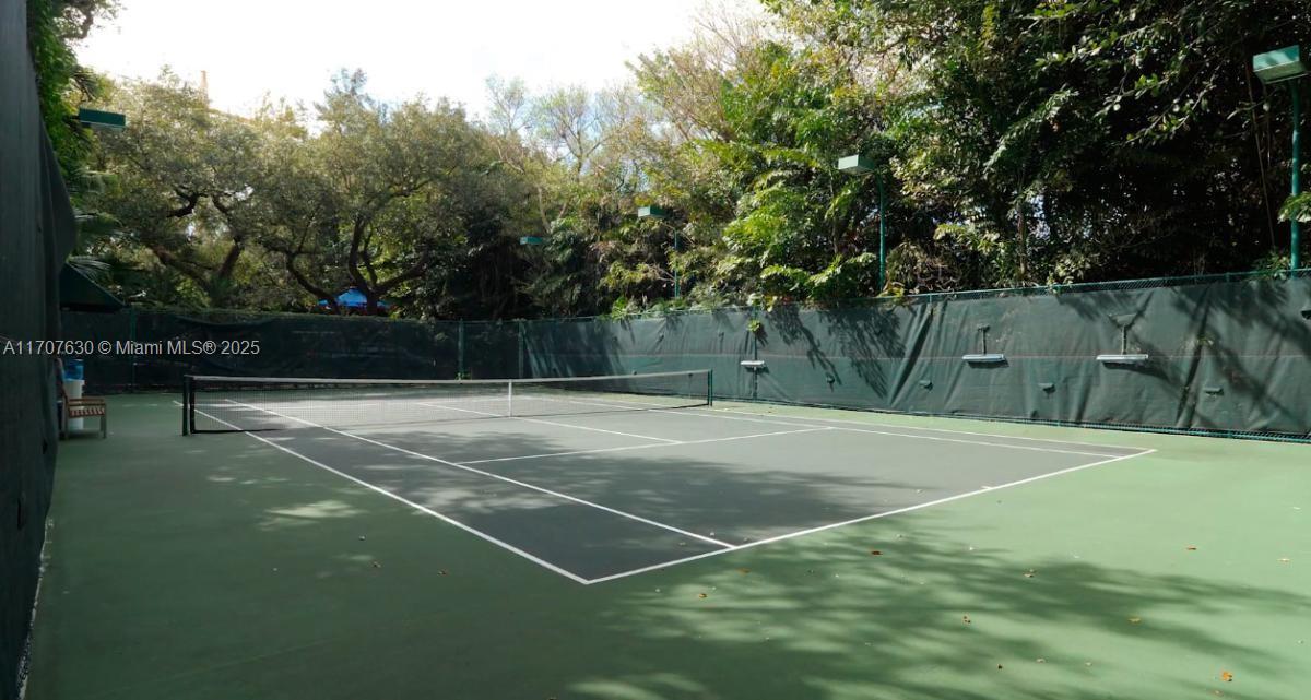 GROVENOR HOUSE CONDO - Residential