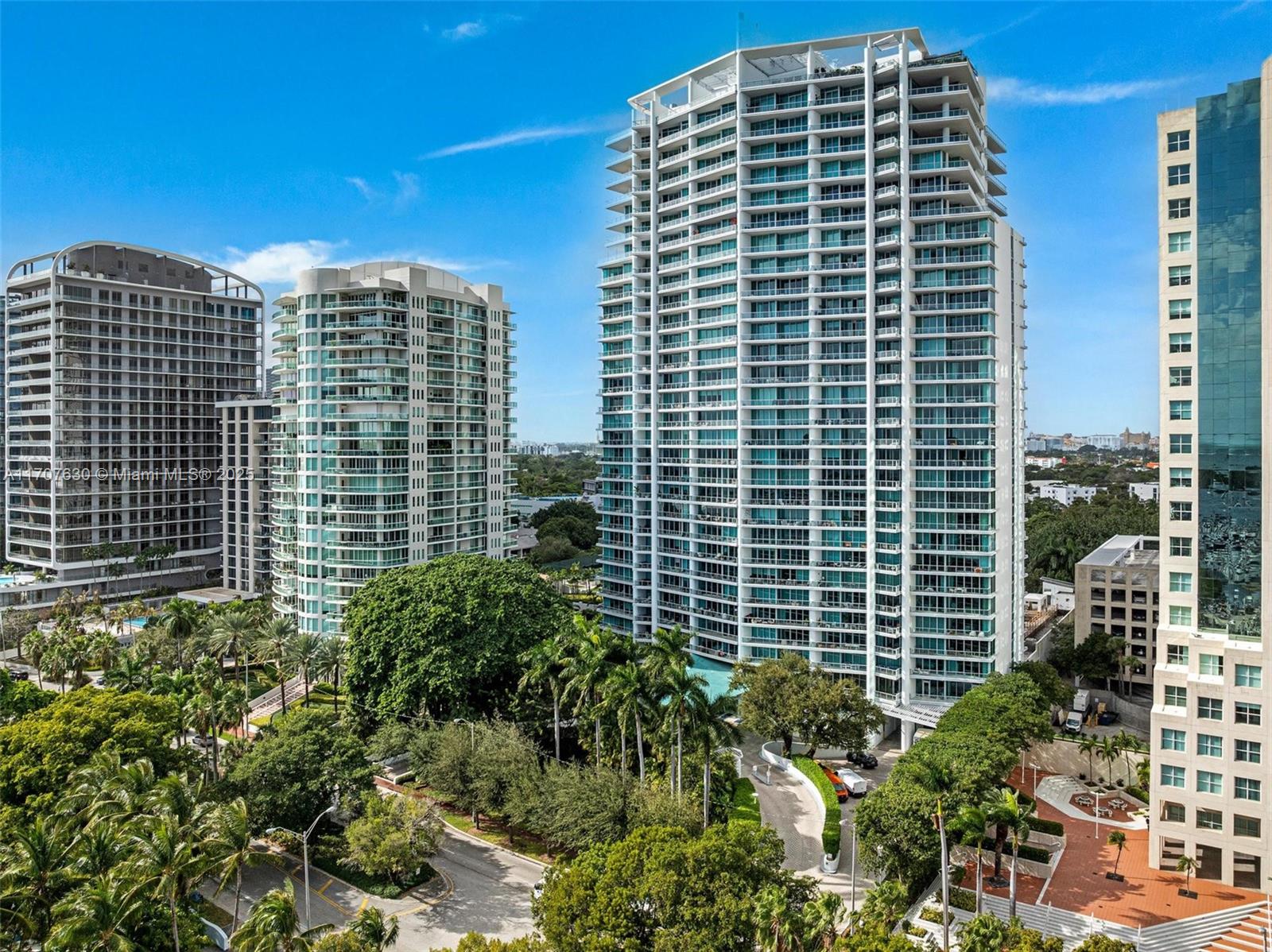 GROVENOR HOUSE CONDO - Residential