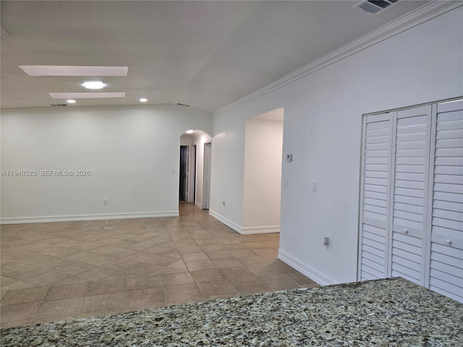 MEADOW WOOD MANOR #4 - Residential