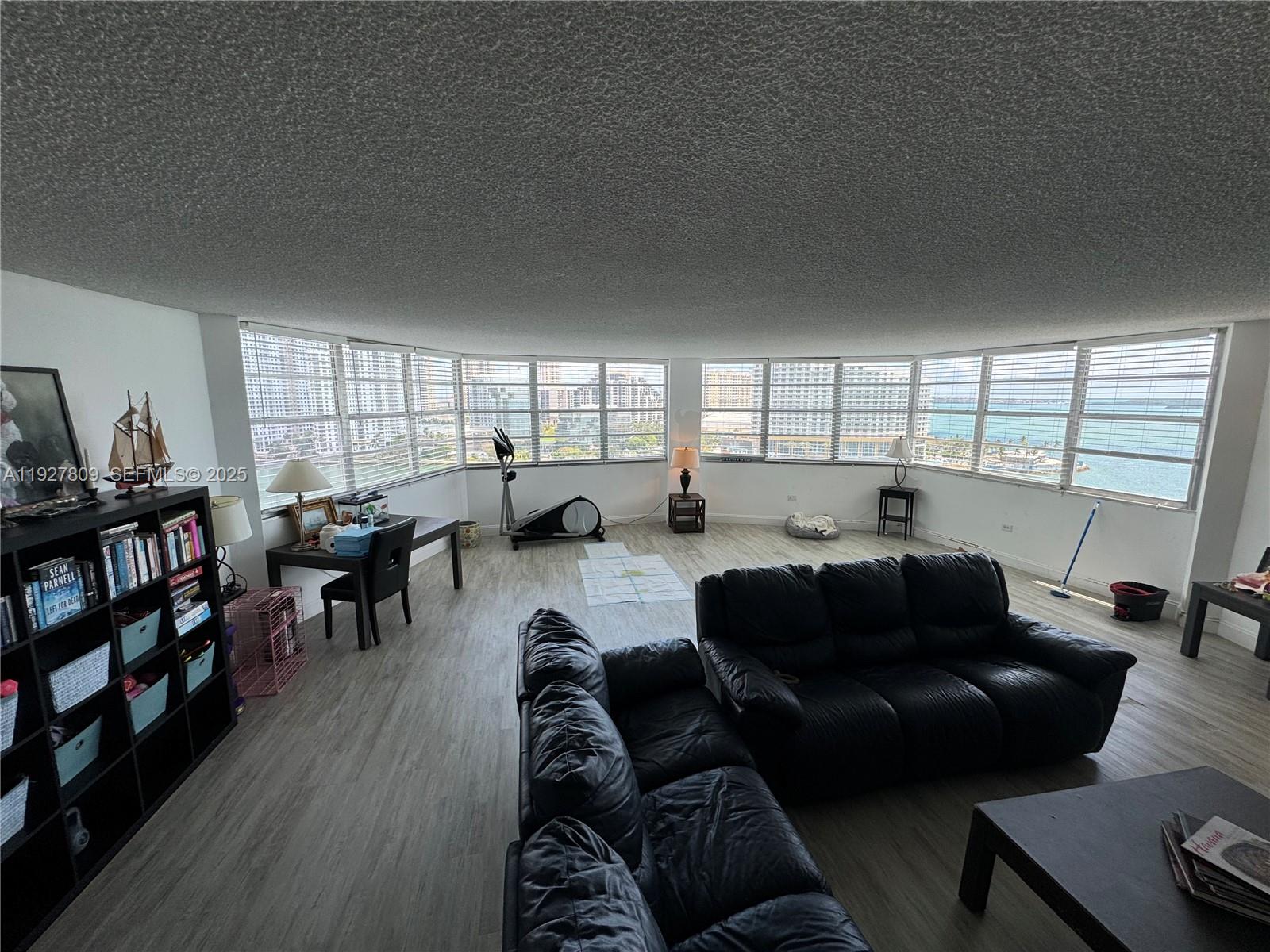 FOUR AMBASSADORS CONDO PH - Residential